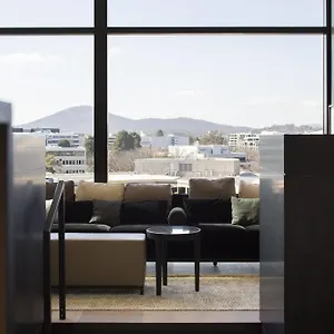 **** Hotel Little National Australia